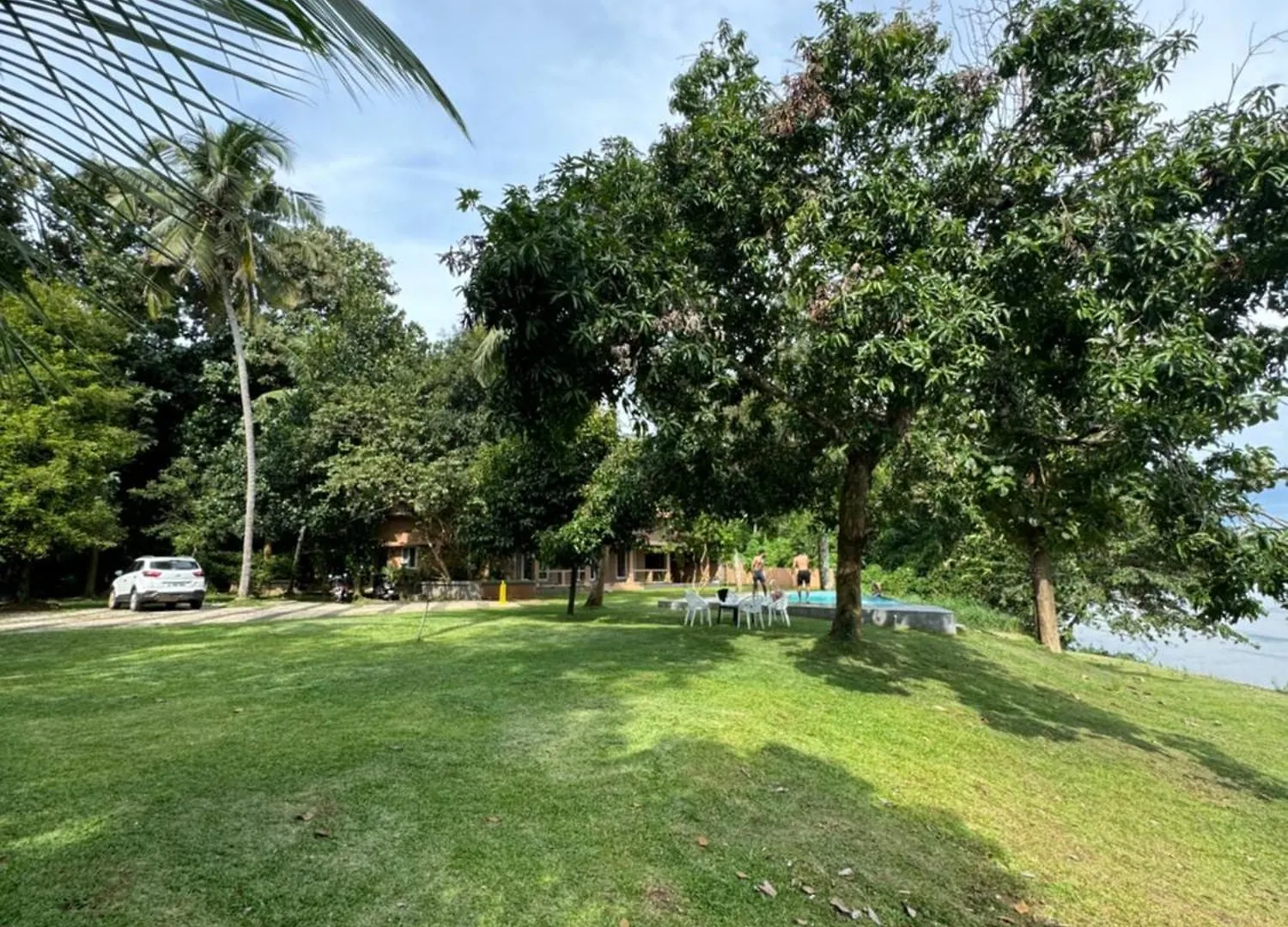 Theeram Riverside Holiday Home Māla