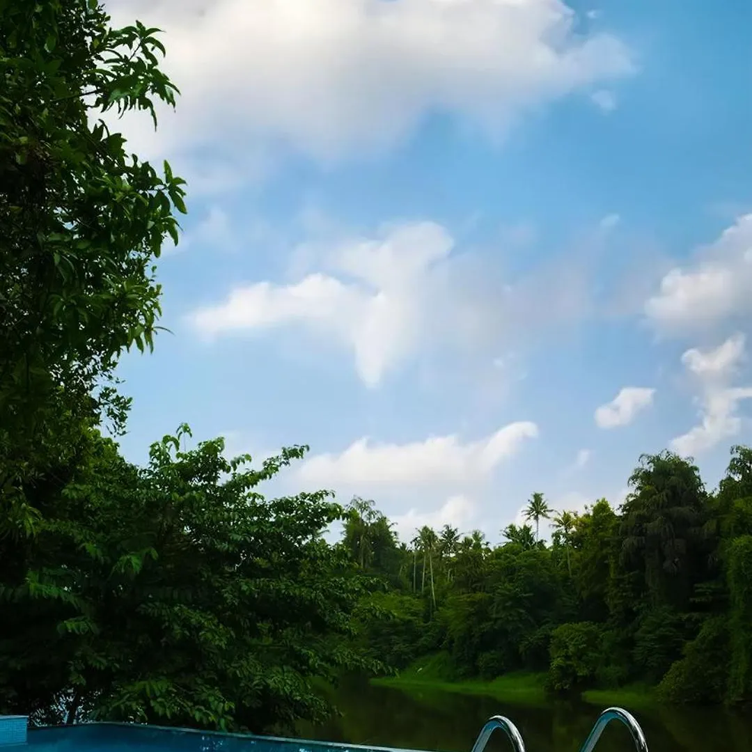 Theeram Riverside Holiday Home Māla