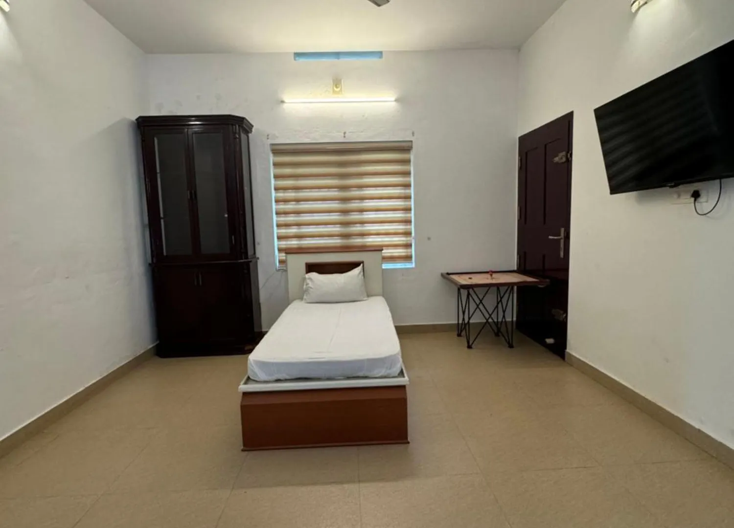 Theeram Riverside Holiday Home Māla 0*,  India
